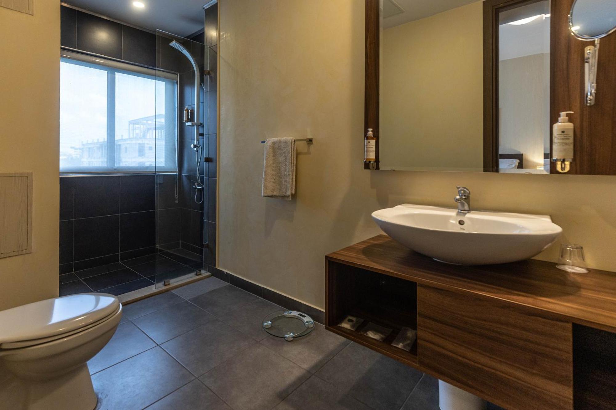 Royal Residences Lagos Exterior photo